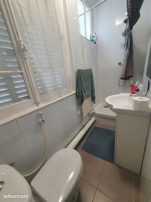 Appartement à louer, 17m², Courbevoie