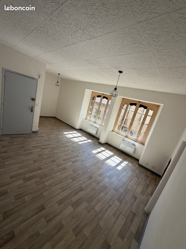 Appartement à louer, 29m², Villefranche-de-Rouergue
