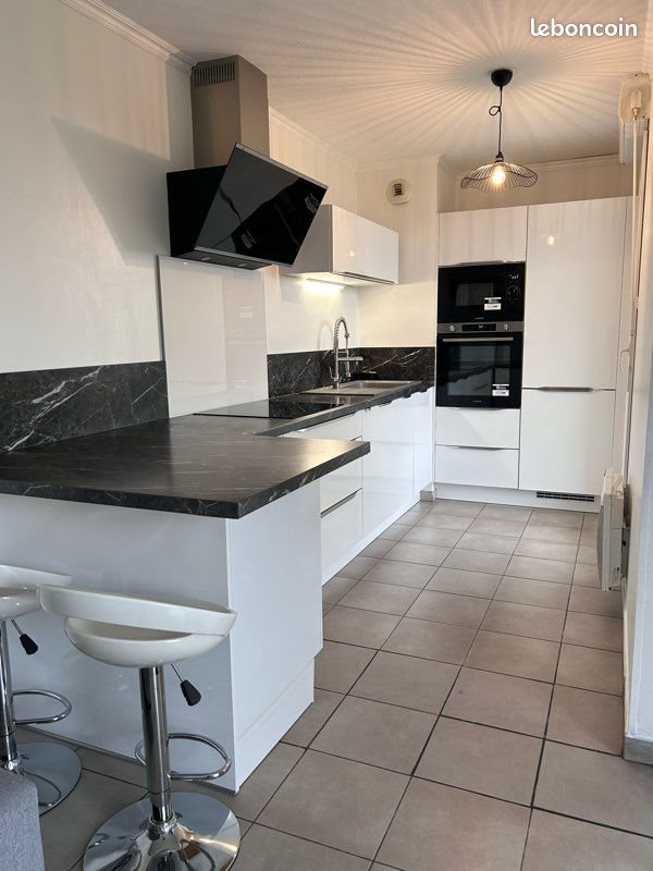 Appartement à louer, 60m², Décines-Charpieu