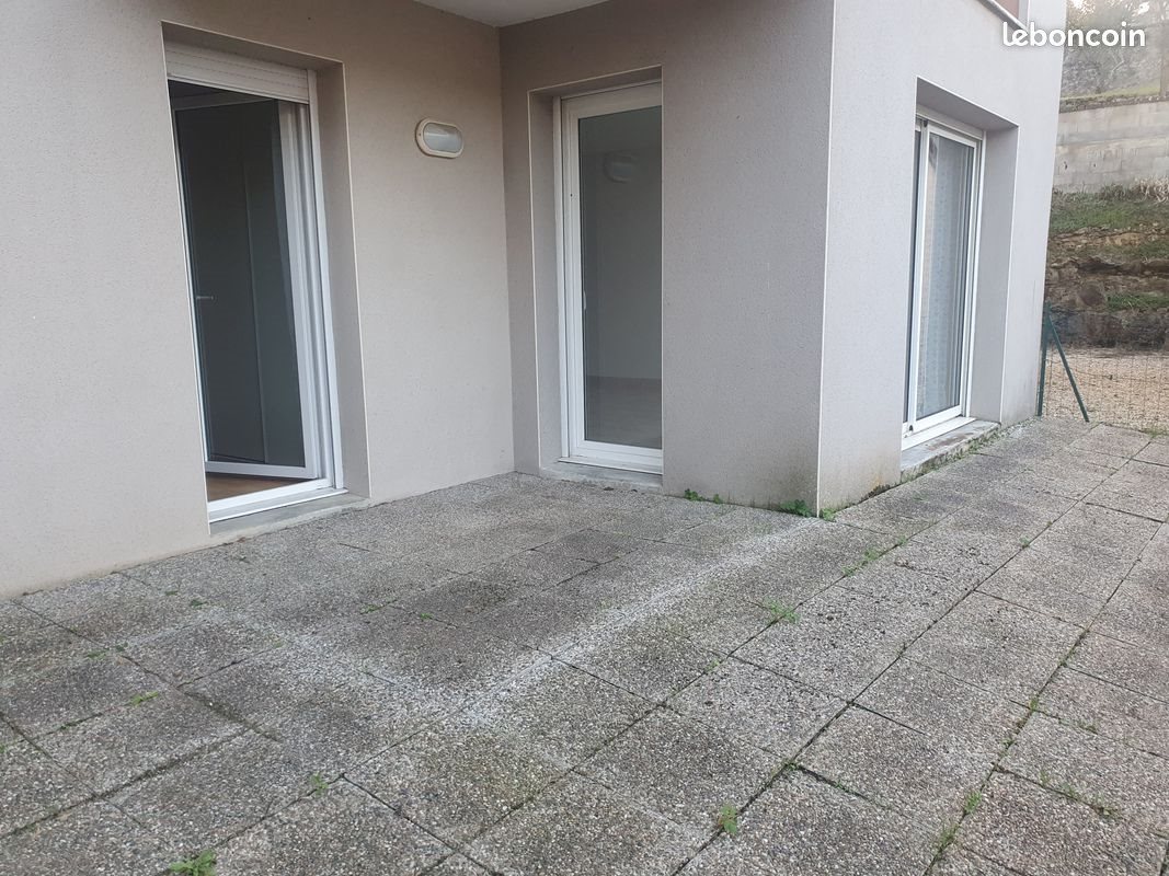 Appartement à louer, 41m², Montbazens
