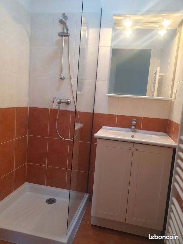 Appartement à louer, 41m², Montbazens