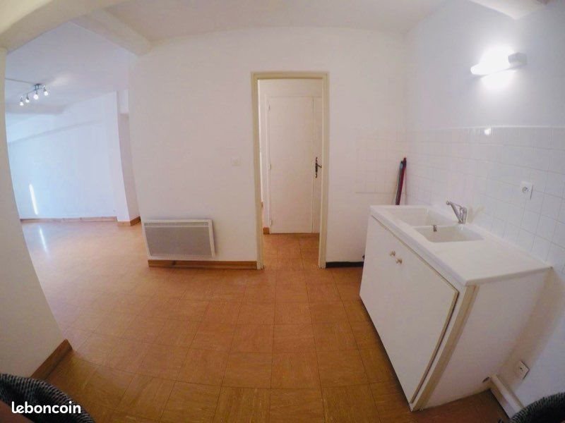 Appartement à louer, 65m², Saint-Rémy-de-Provence