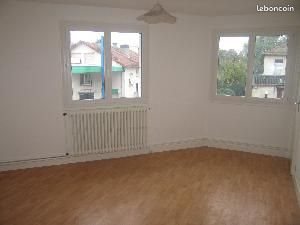 Appartement à louer, 29m², Aurillac