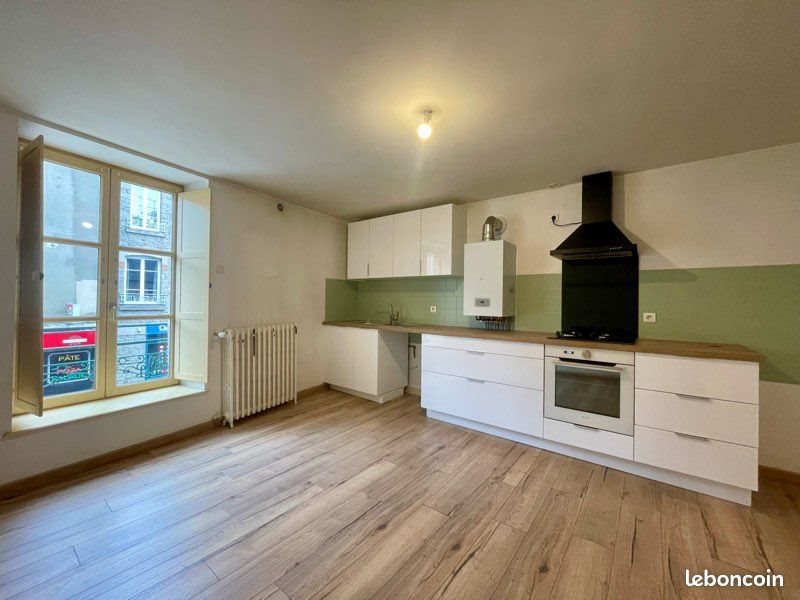 Appartement à louer, 72m², Fougères