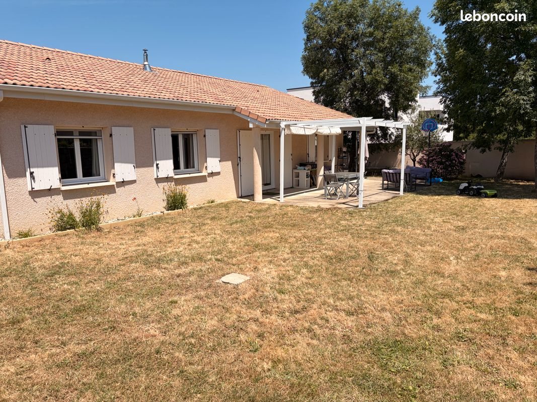 Maison à vendre, 95m², Saint-Romain-d'Ay