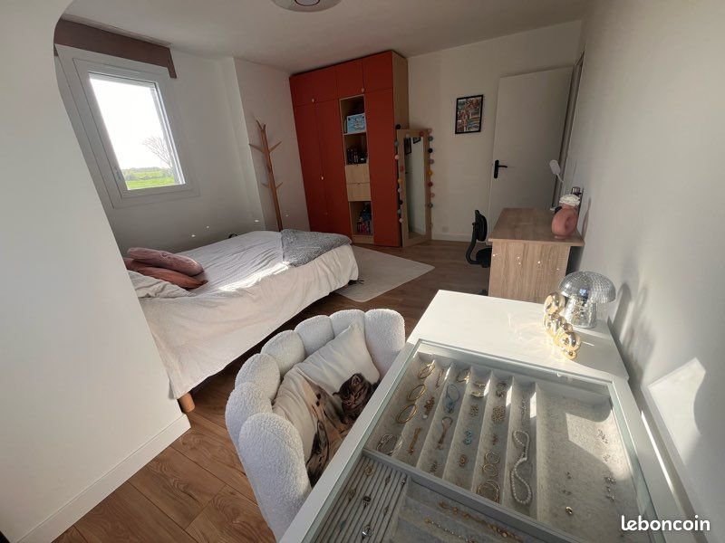 Maison à vendre, 146m², Plérin
