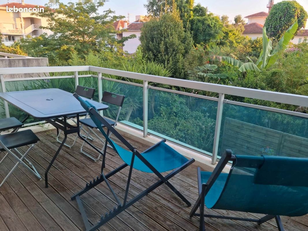 Appartement à louer, 26m², Vallauris