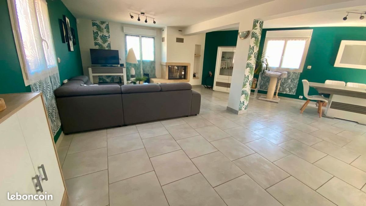 Maison à vendre, 159m², Oeuilly