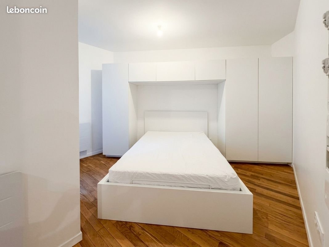 Appartement à louer, 24m², Paris 20ème