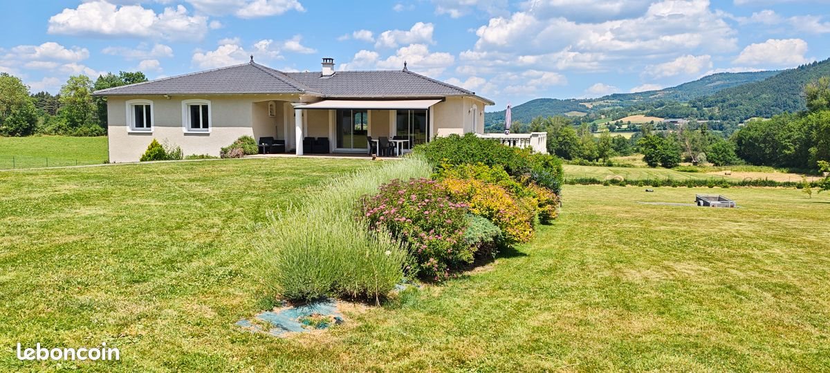 Maison à vendre, 155m², Saint-Hostien