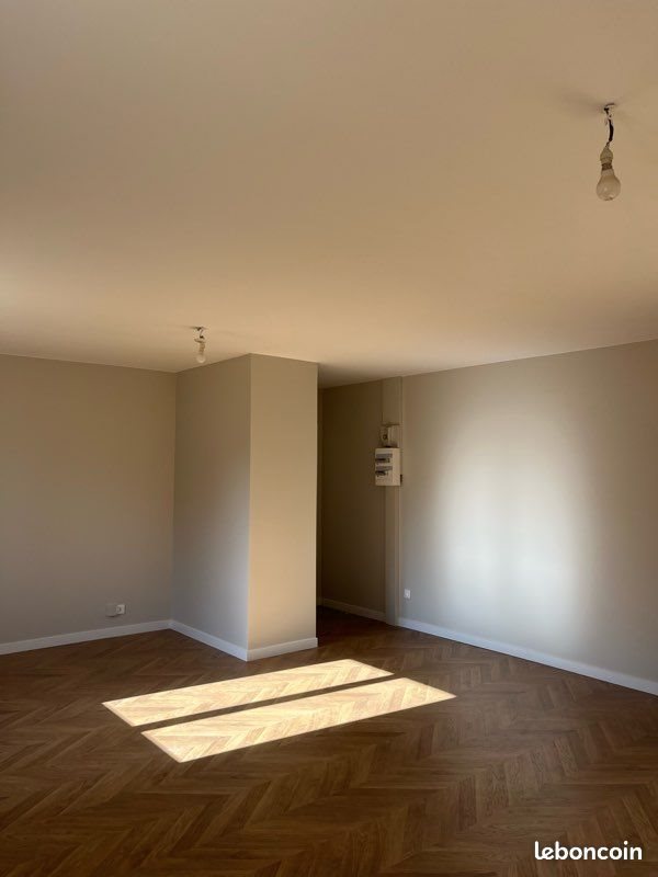 Appartement à louer, 54m², Moulins