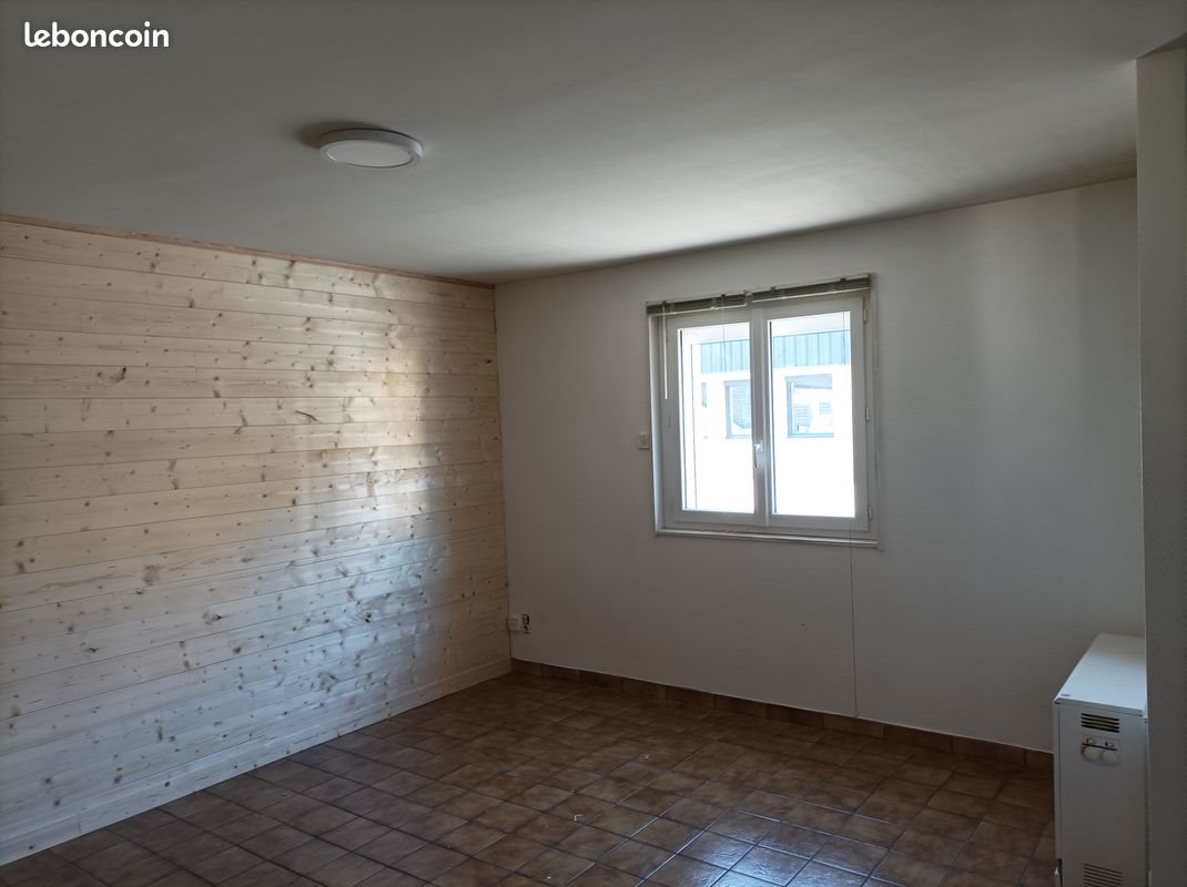 Appartement à louer, 57m², Feurs