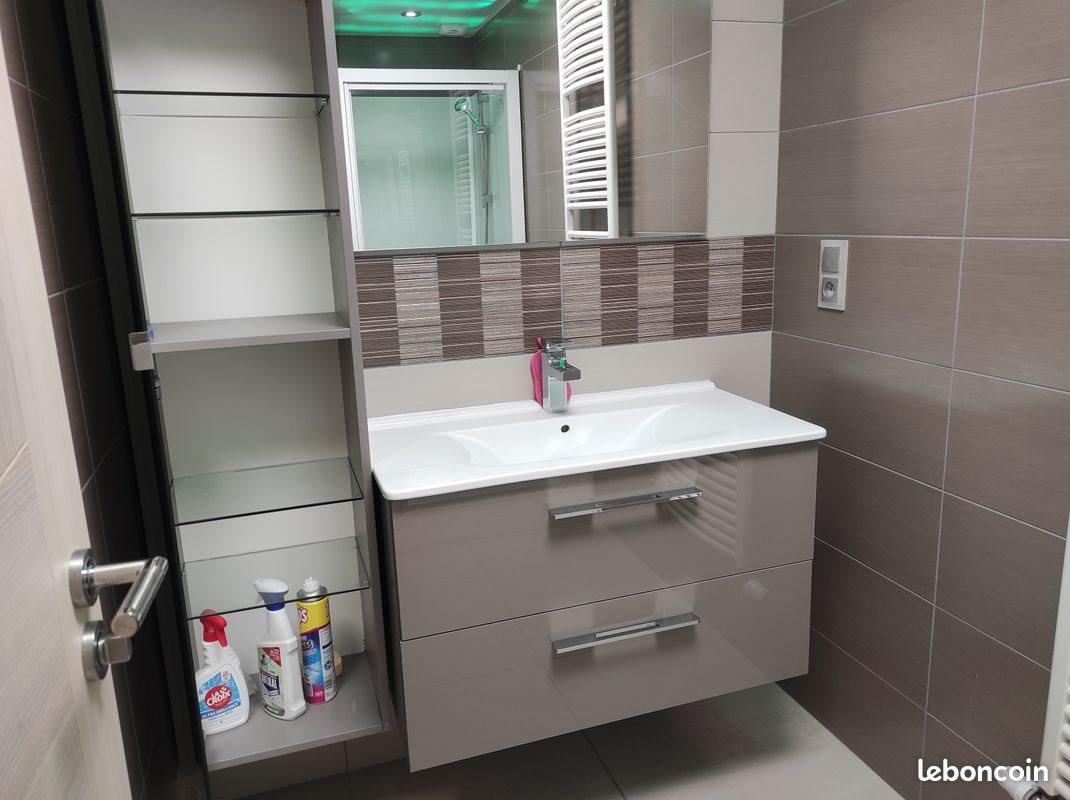 Appartement à louer, 80m², Grand'Combe-Châteleu