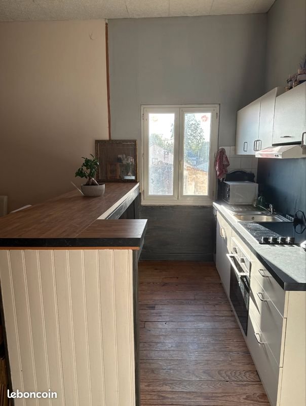 Appartement à louer, 60m², Gémozac