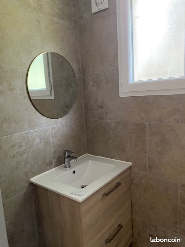 Appartement à louer, 30m², La Grand-Combe