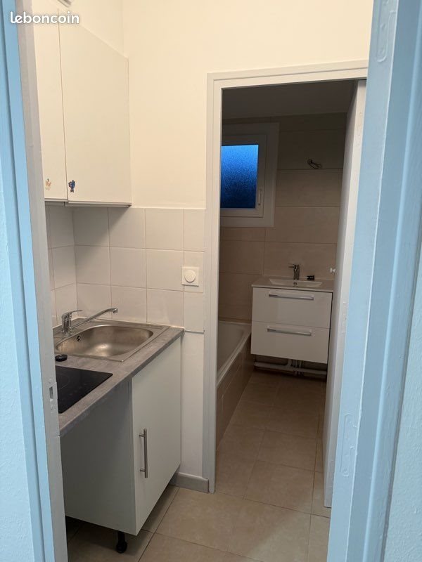 Appartement à louer, 18m², Nîmes