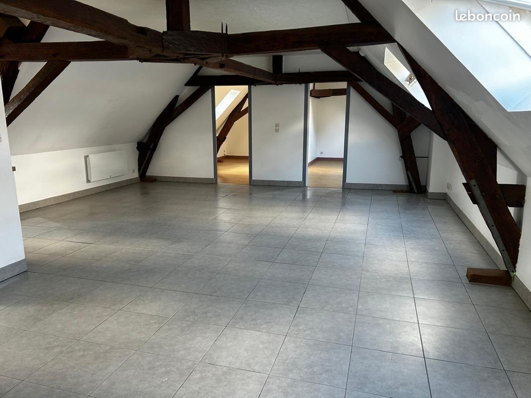 Appartement à louer, 77m², Écommoy