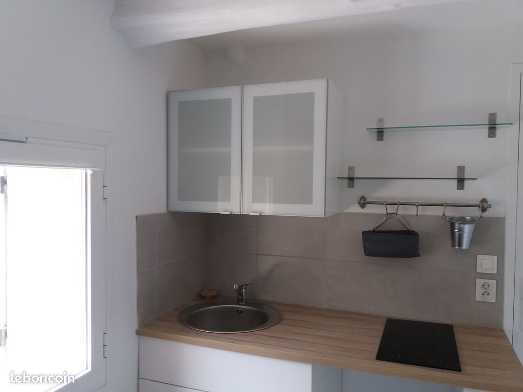 Appartement à louer, 25m², Trets