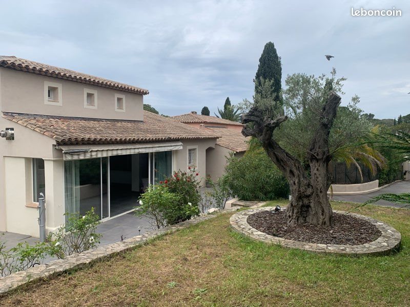 Maison à louer, 140m², Fréjus
