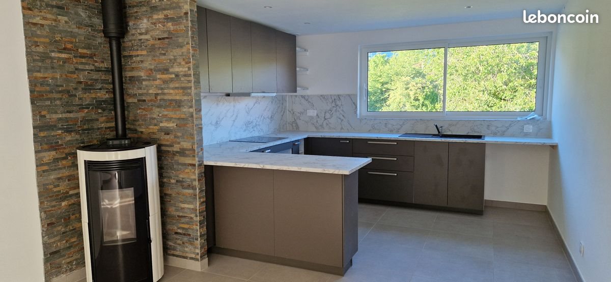 Appartement à louer, 75m², La Tronche