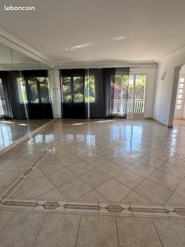 Appartement à louer, 132m², La Seyne-sur-Mer