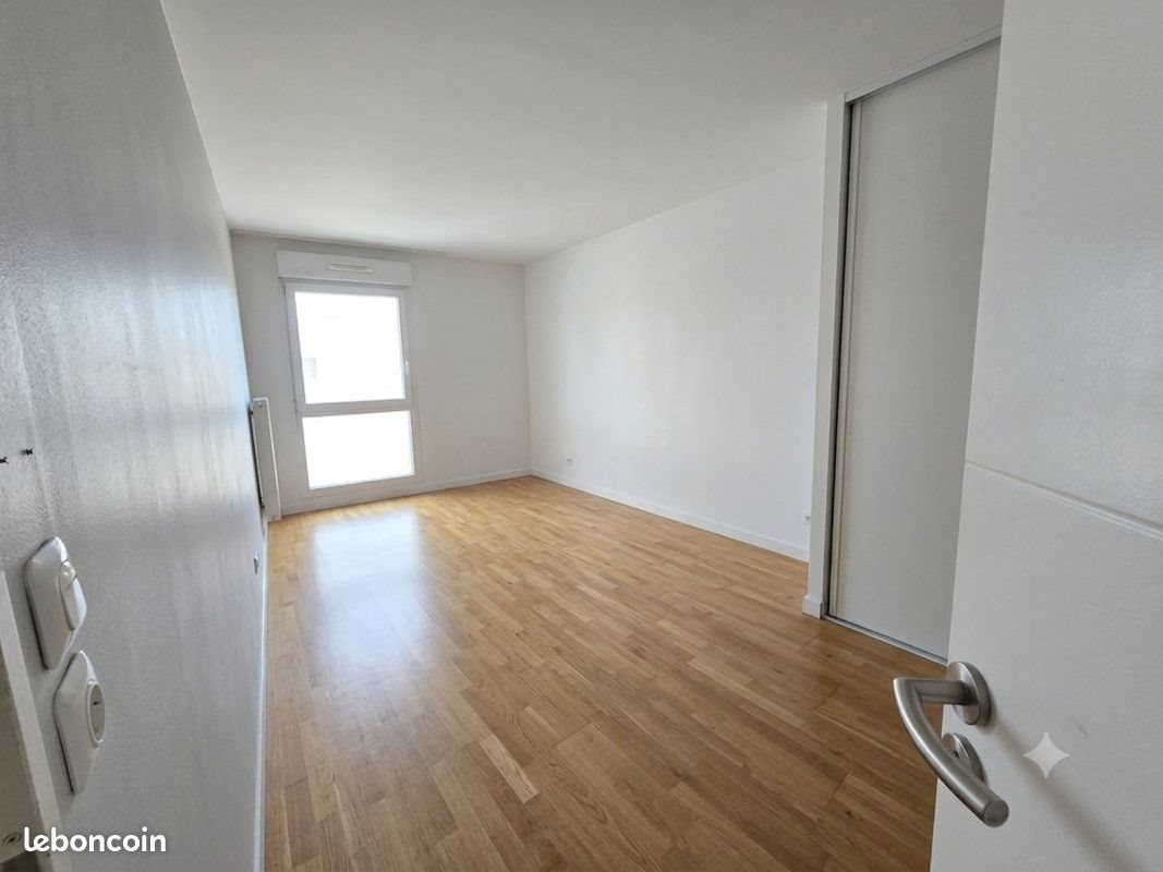 Appartement à louer, 81m², Lyon 8ème