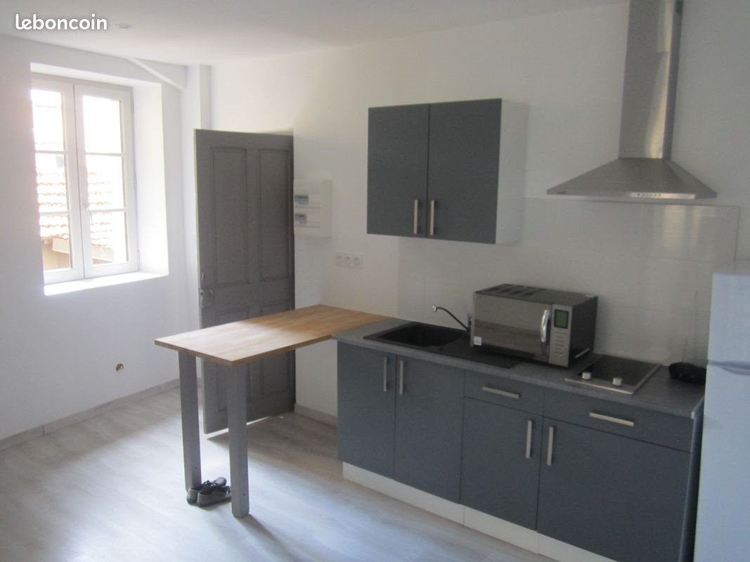 Appartement à louer, 35m², Figeac