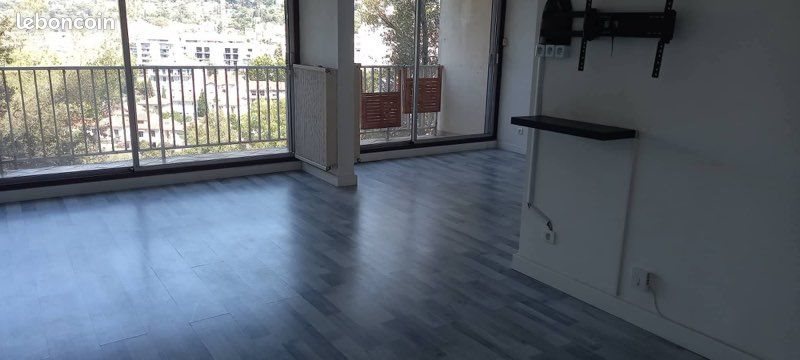 Appartement à louer, 79m², Toulon