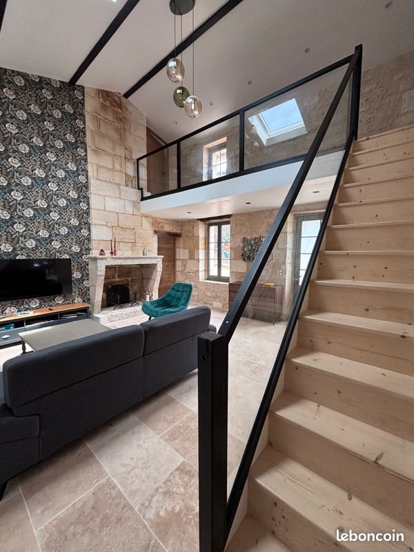 Maison à louer, 120m², Fronsac