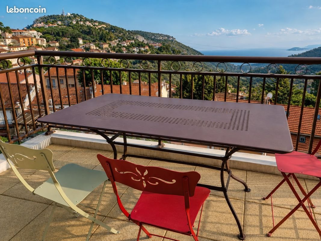 Appartement à louer, 83m², La Turbie