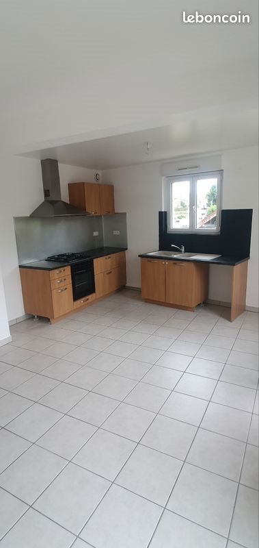 Appartement à louer, 72m², Roppe