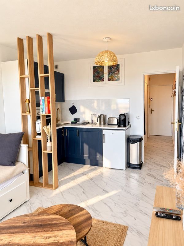 Appartement à louer, 27m², Antibes