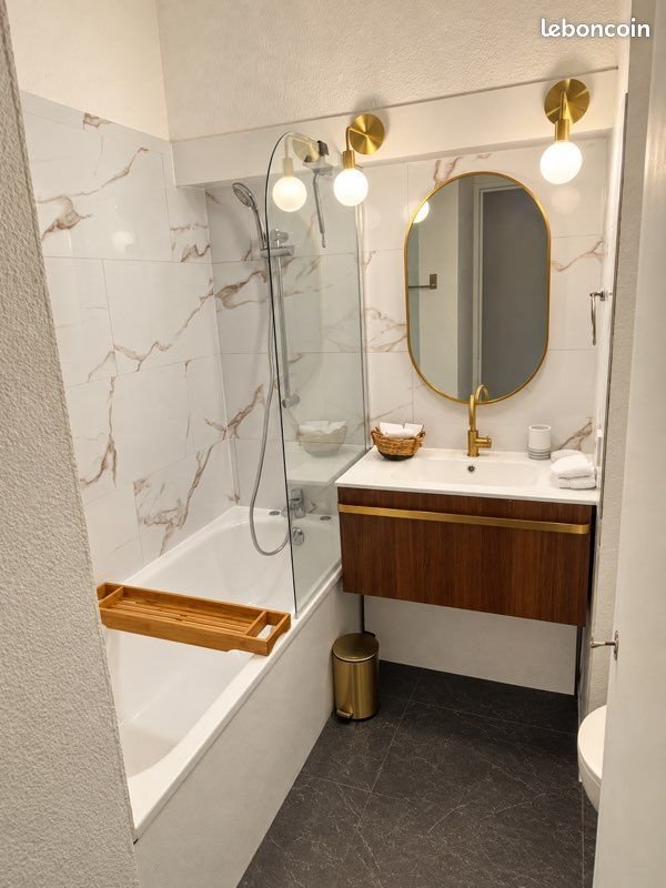 Appartement à louer, 27m², Antibes
