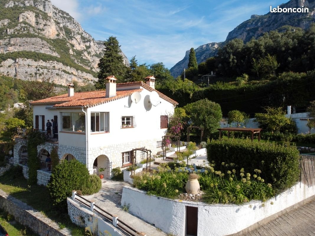 Maison à vendre, 180m², Tourrettes-sur-Loup