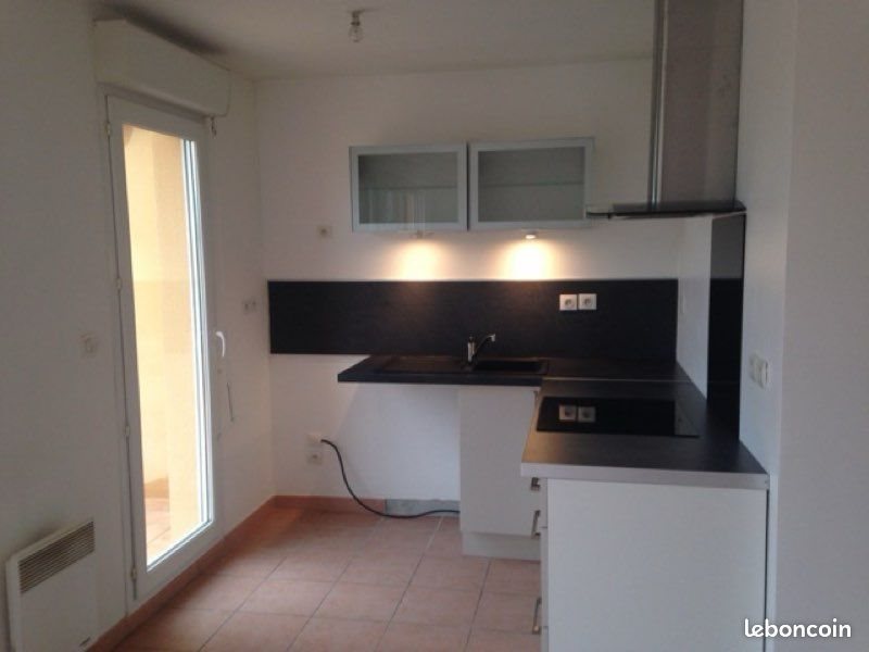Appartement à louer, 45m², Monteux