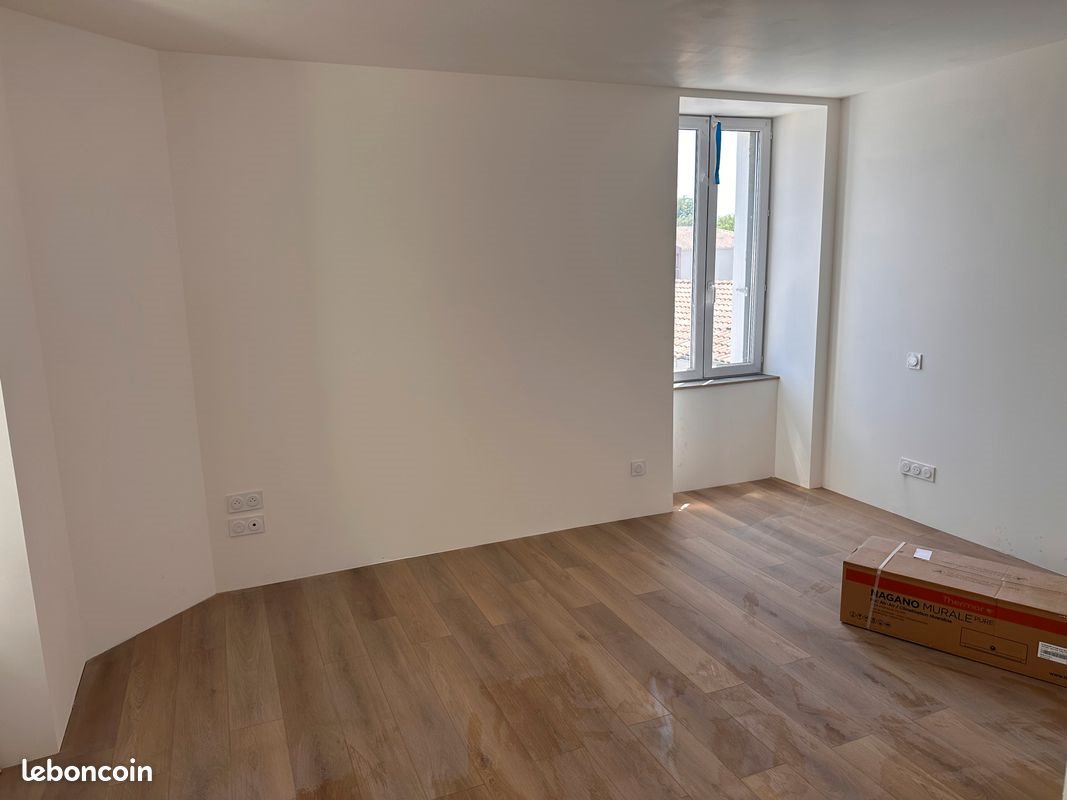 Appartement à louer, 30m², Saint-Genis-de-Saintonge