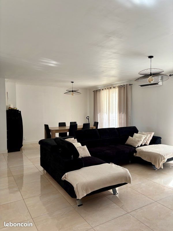 Appartement à vendre, 80m², Peyrolles-en-Provence