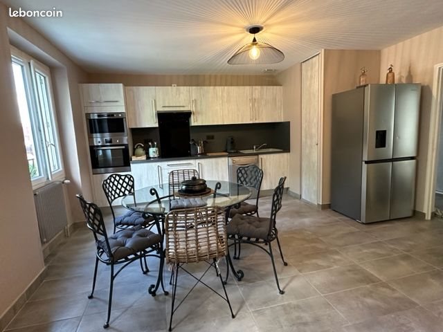Appartement à louer, 85m², Sarlat-la-Canéda