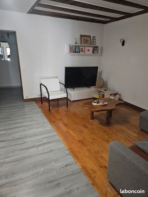 Appartement à louer, 83m², Massiac