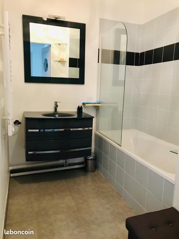 Appartement à louer, 64m², Marseille 12ème