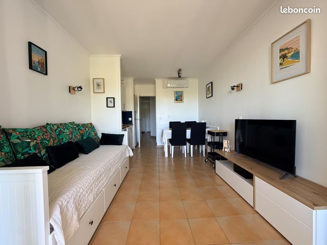 Appartement à louer, 28m², Grimaud