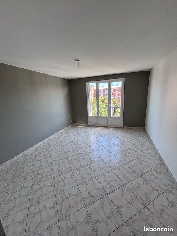 Appartement à vendre, 64m², Saint-Julien-les-Villas