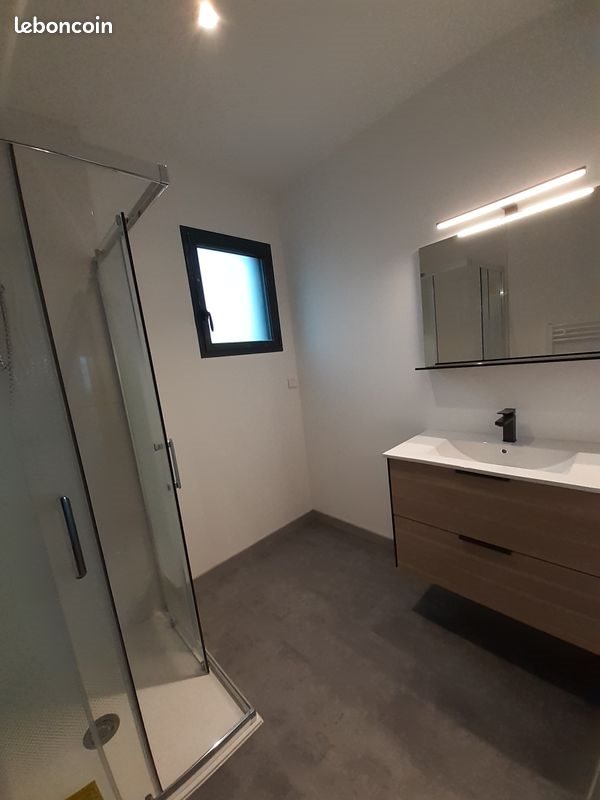 Maison à louer, 85m², Guénin