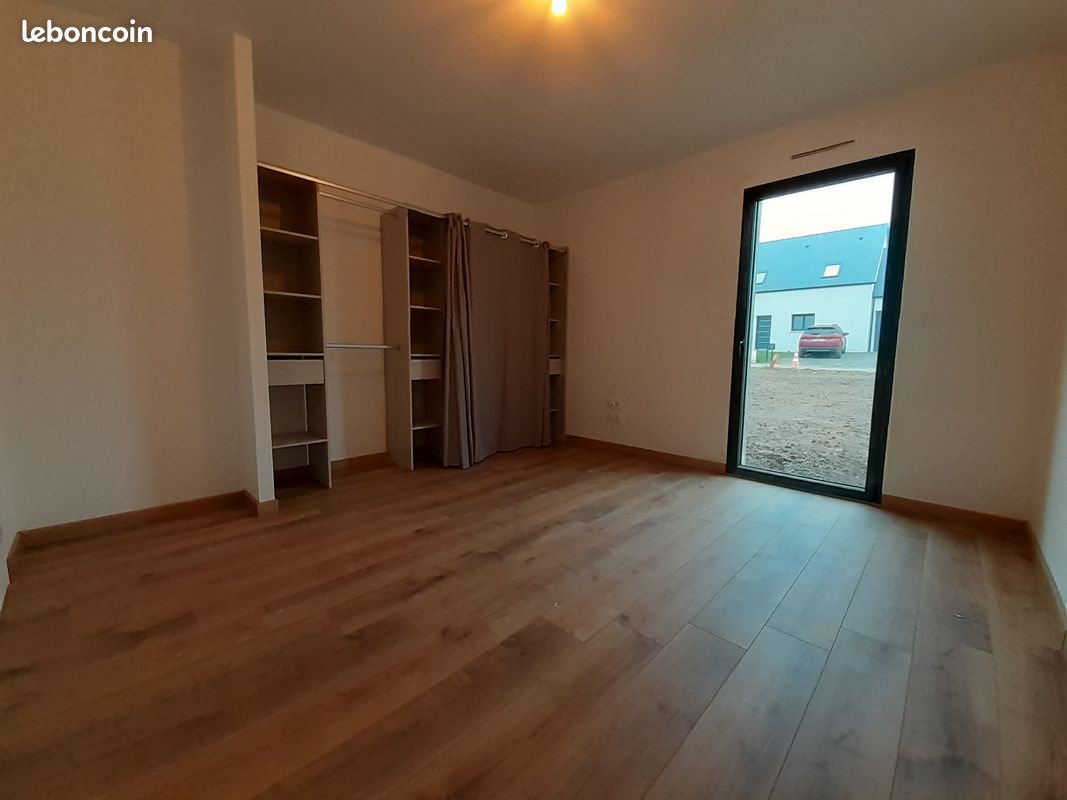 Maison à louer, 85m², Guénin