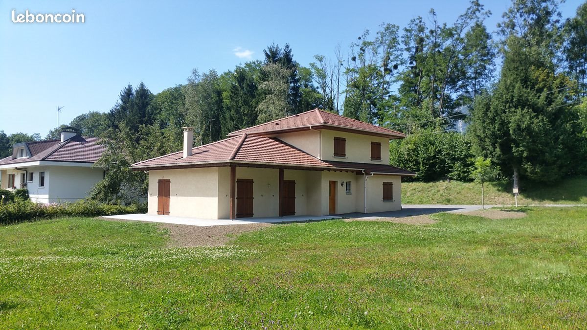 Maison à louer, 121m², Cluses