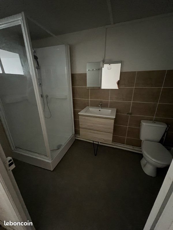 Appartement à louer, 27m², Saint-Chély-d'Apcher