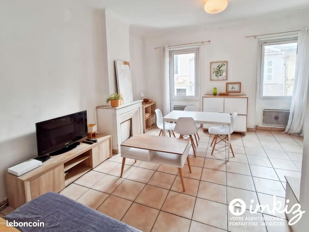 Appartement à louer, 50m², Marseille 5ème