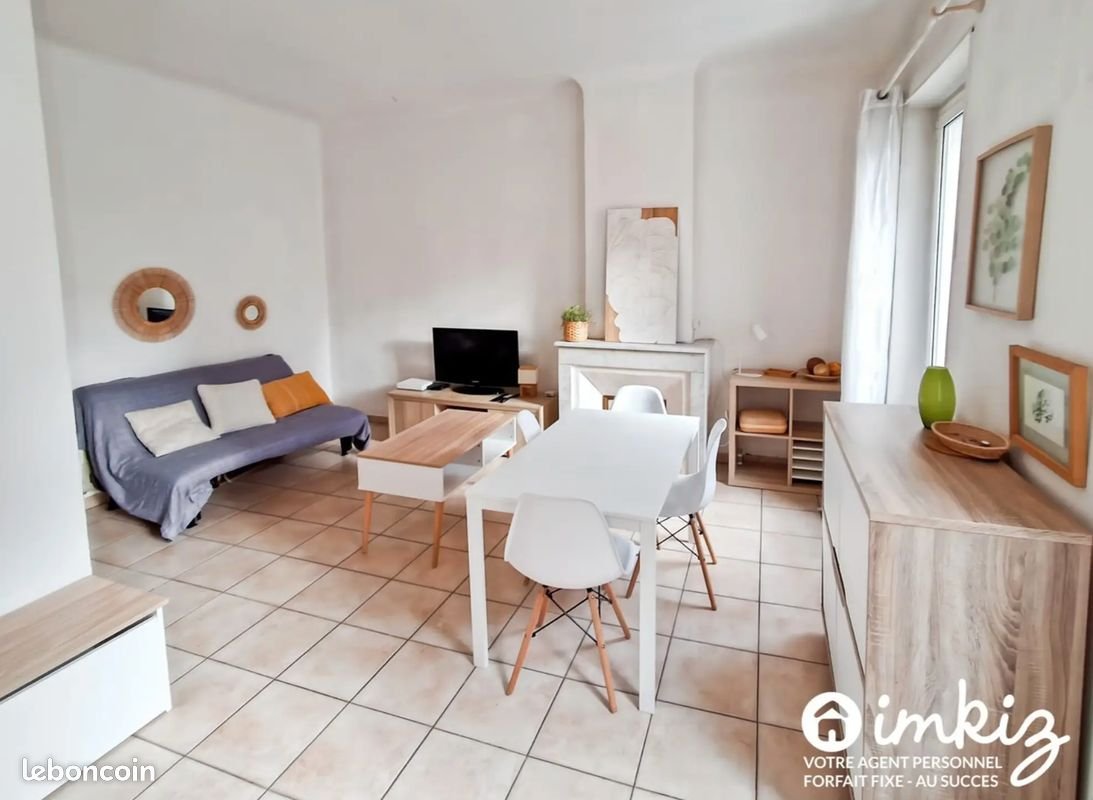 Appartement à louer, 50m², Marseille 5ème