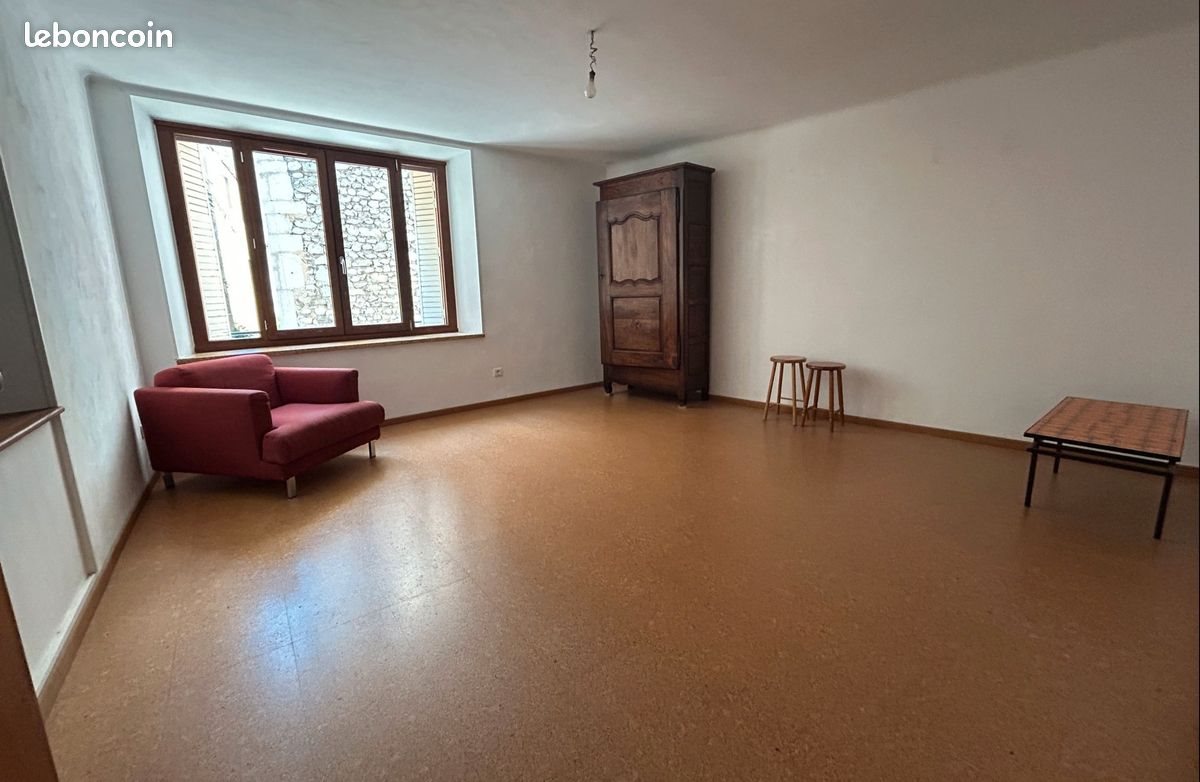 Maison à louer, 80m², Die