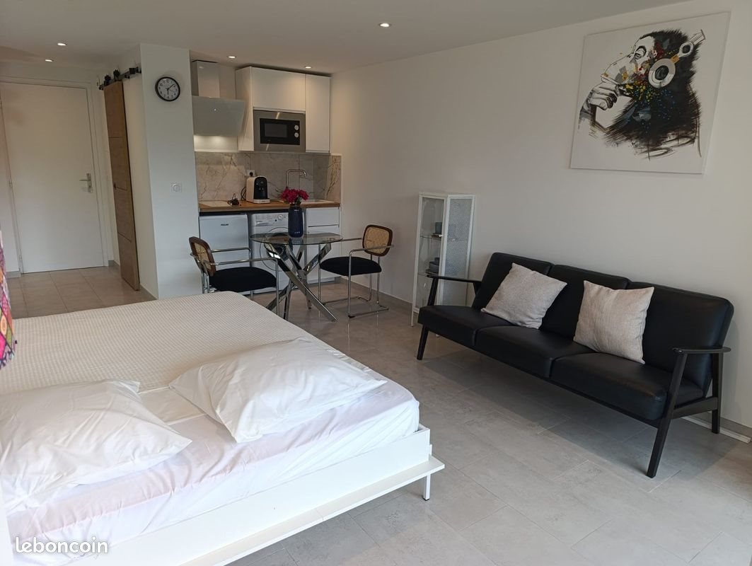 Appartement à louer, 30m², Cannes-la-Bocca